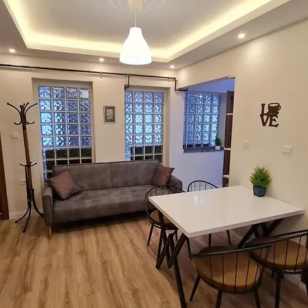 Cozy Spacious Near Mosque Apartamento *
