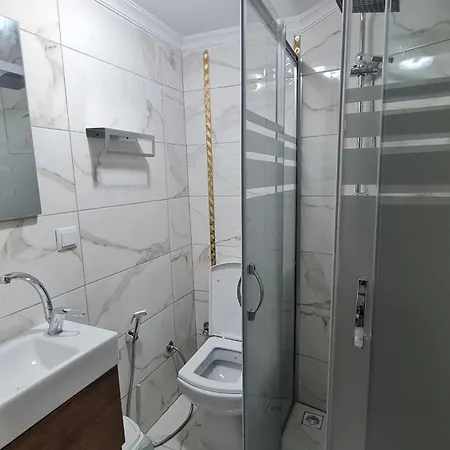 Apartamento Cozy Spacious Near Mosque