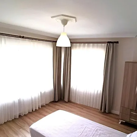 Cozy Spacious Near Mosque Yildirim